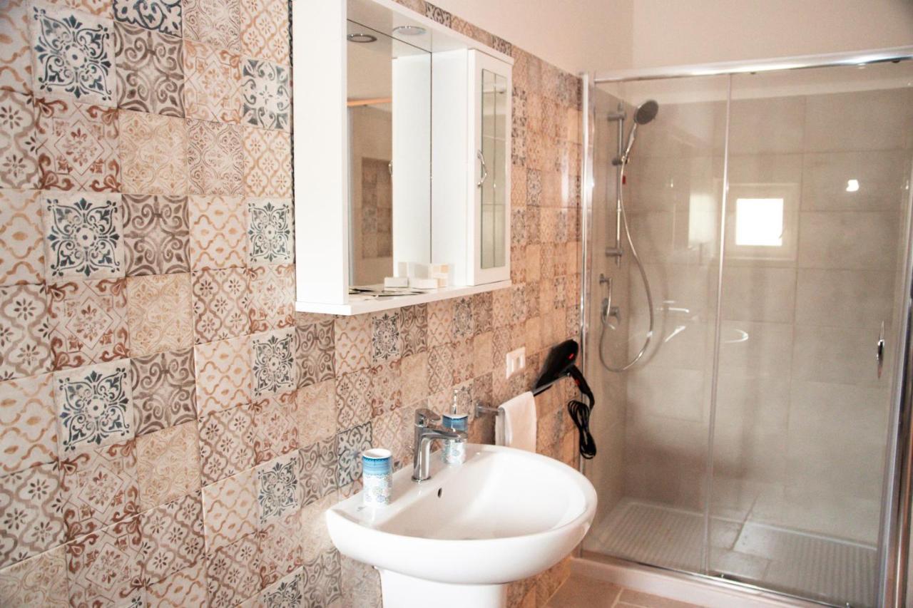 Trulli Donna Isabella 2 Bed & Breakfast Locorotondo Exterior foto